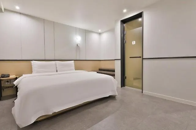 Busan Guseodong Hotel Button 0*,