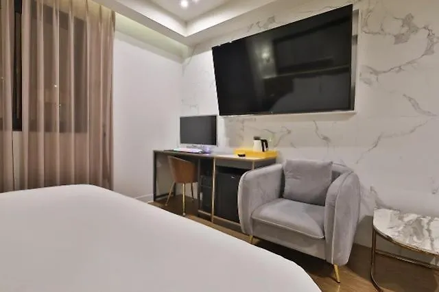 Busan Guseodong Hotel Button 0*,  대한민국