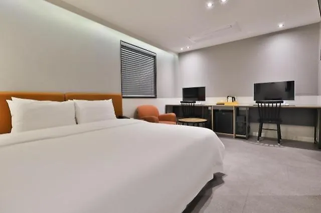 Busan Guseodong Hotel Button 0*,